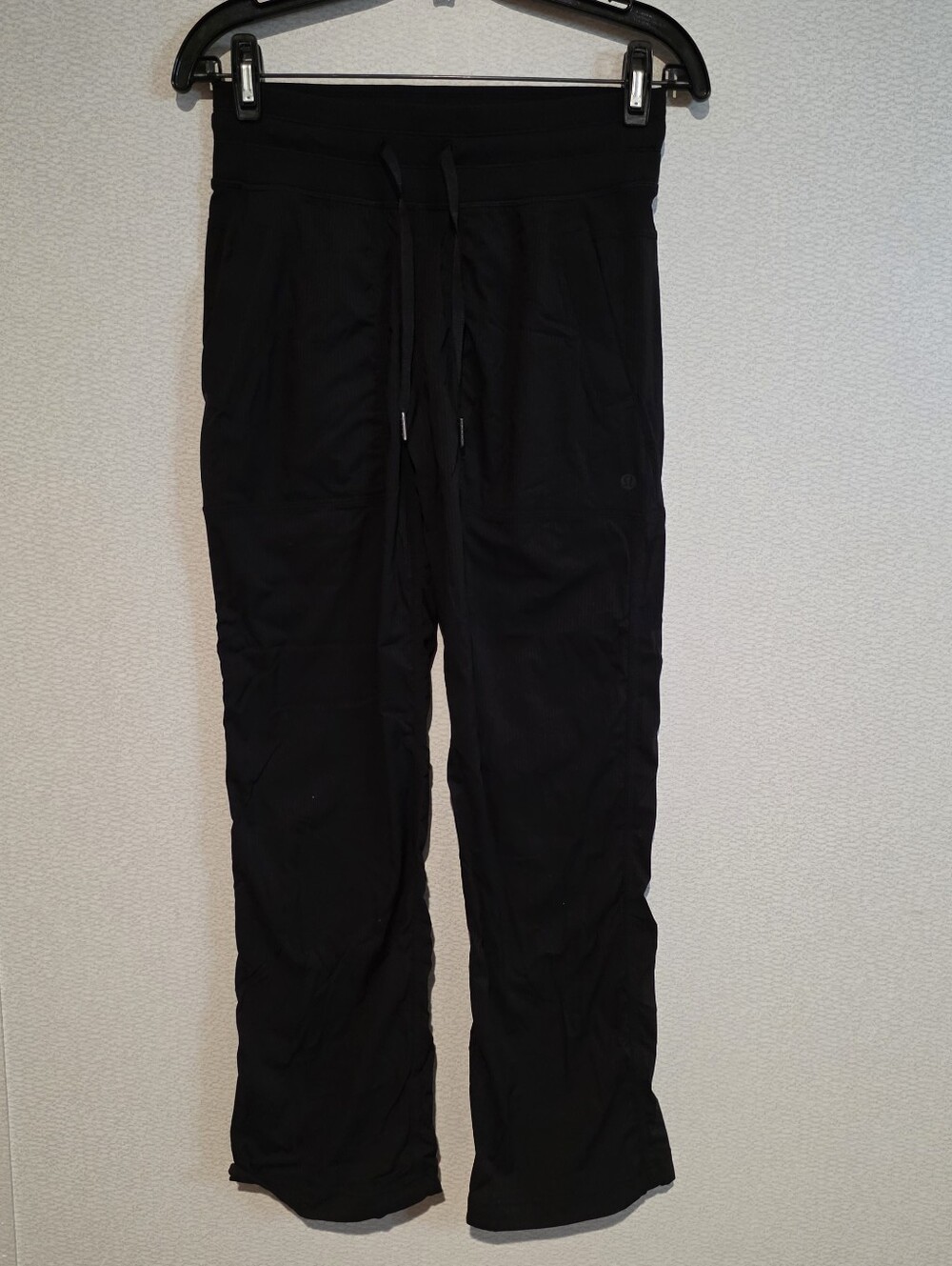 Lululemon Dance Studio Mid Rise Pant Short Black Size 4